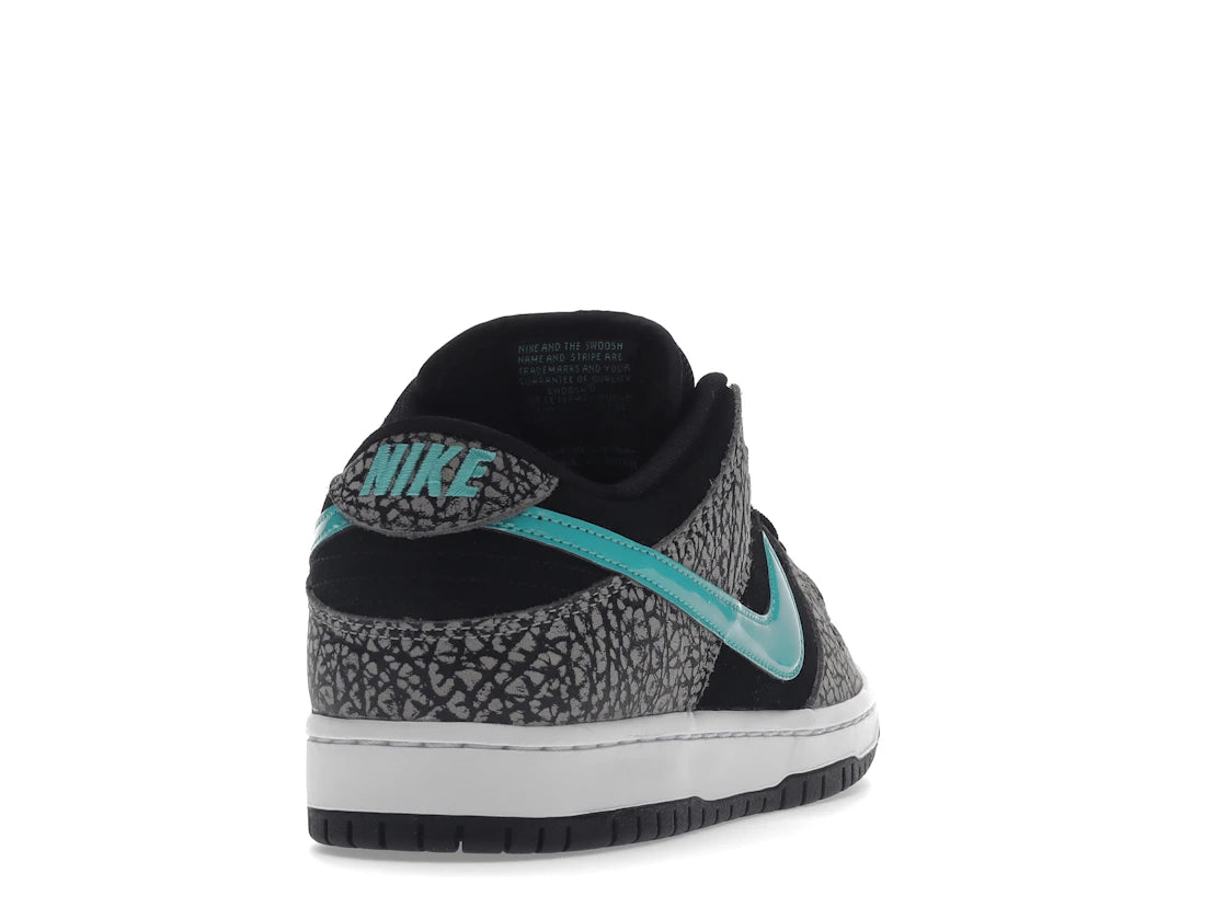 Nike SB Dunk Low atmos Elephant
