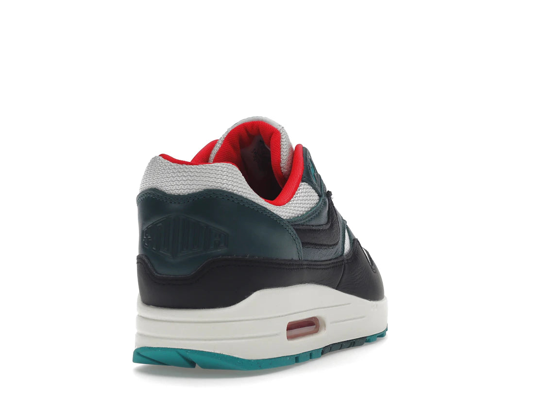 Nike Air Max 1 LeBron James Liverpool F.C.
