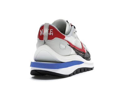 Nike Vaporwaffle sacai Sport Fuchsia Game Royal