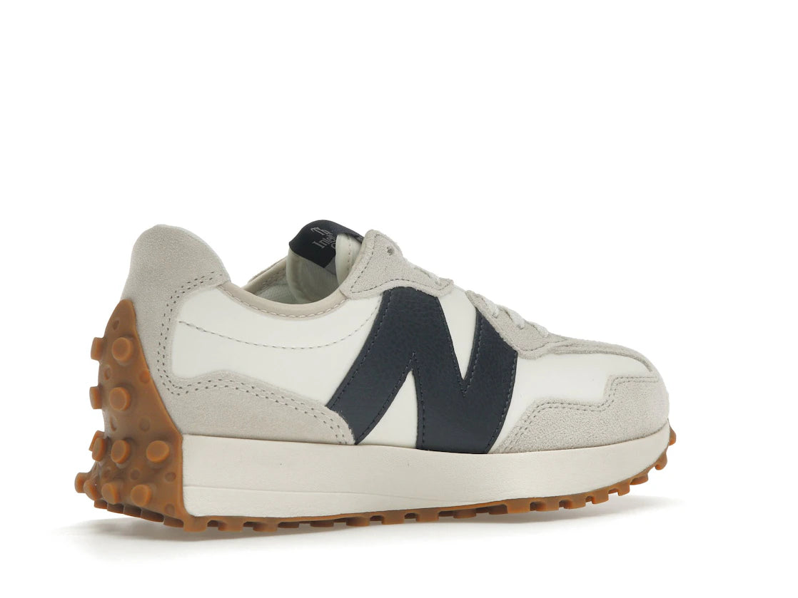 New Balance 327 Moonbeam Outerspace