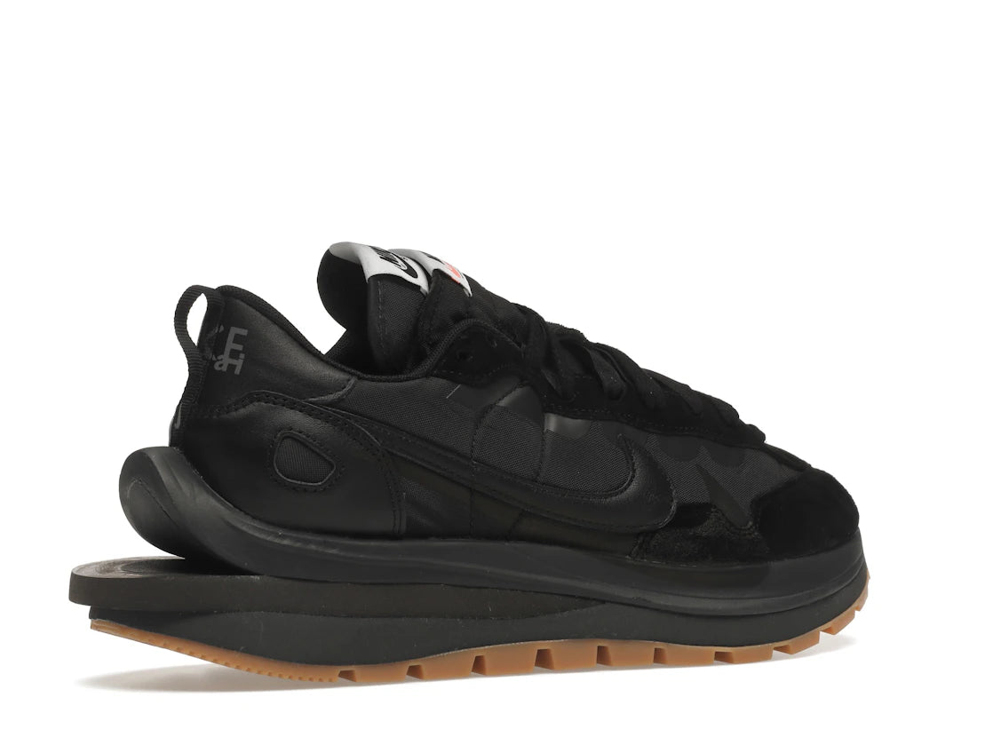 Nike Vaporwaffle sacai Black Gum