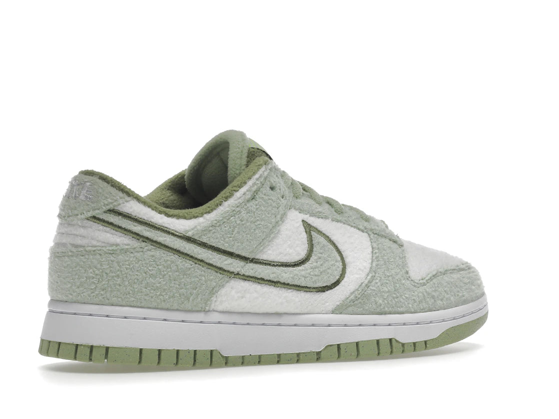 Nike Dunk Low SE Fleece Pack Honeydew