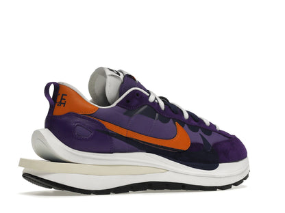 Nike Vaporwaffle sacai Dark Iris