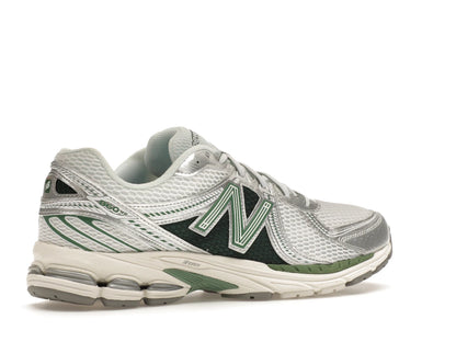 New Balance 860 V2 Mallard Green