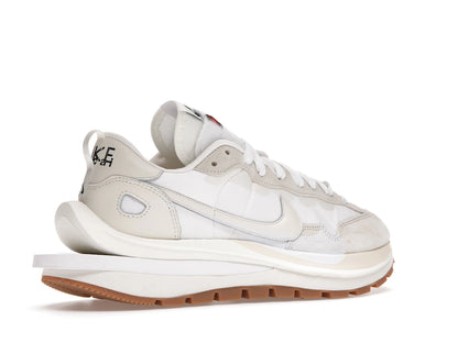 Nike Vaporwaffle sacai Sail Gum