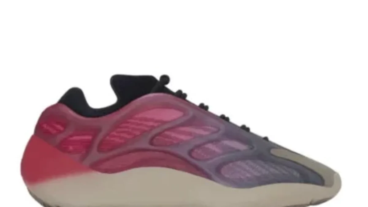 Yeezy 700 V3 Fade Carbon