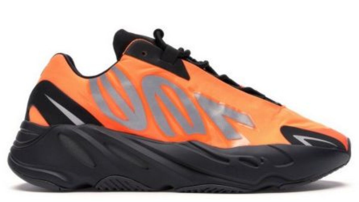 Yeezy 700 MNVN オレンジ - スニーカーマンストア