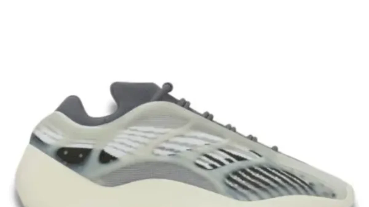 yeezy-700-v3-fade-salt_wynik-
