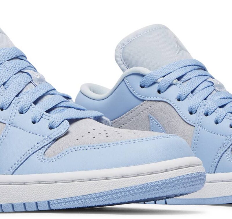 Air Jordan 1 Low University Blue