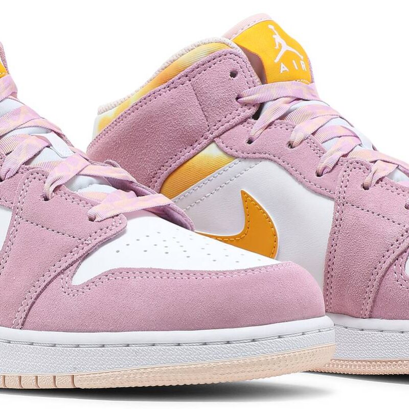 Air Jordan 1 Mid SE Arctic Pink