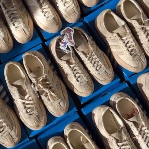 adidas samba vs gazelle