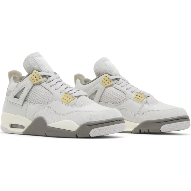 Air Jordan 4 Retro SE Craft Photon Dust